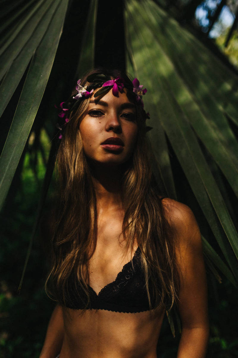 Most Kids Getting Too Much Screen Time While Traveling, Study Finds Most Kids Getting Too Much Screen Time While Traveling, Study Finds